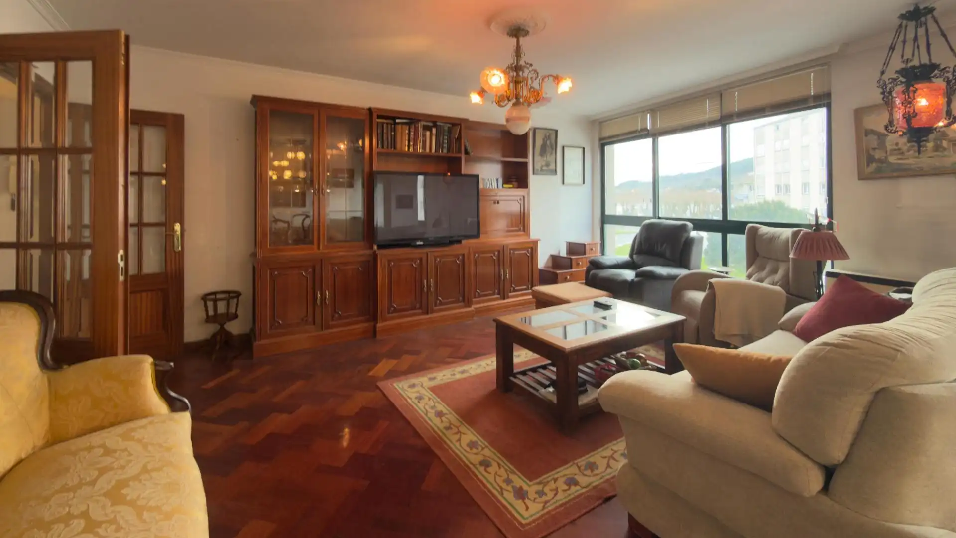 Sala de estar de Piso en venta en Padrón con Calefacción, Trastero y Amueblado