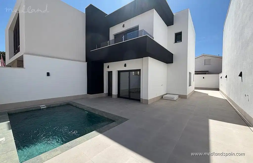 Piscina de Casa o xalet en venda en Almoradí amb Aire condicionat, Calefacció i Terrassa