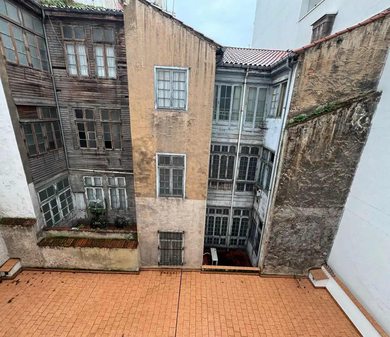 Vista exterior de Piso en venta en Gijón  con Calefacción y Parquet