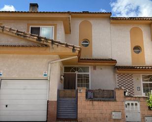 Exterior view of Single-family semi-detached for sale in Villalbilla  with Heating and Private garden