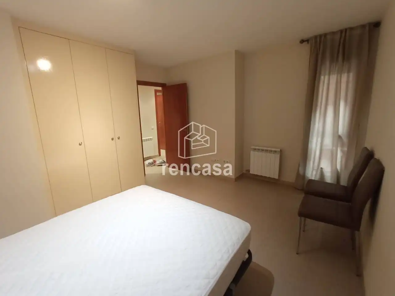 Bedroom of Duplexes for rent in Lleida  with Air Conditioner, Heating and Terrace