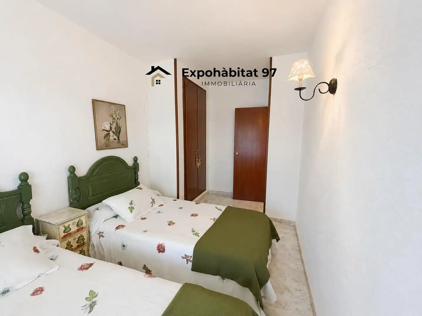 Dormitori de Apartament en venda en Salou amb Aire condicionat, Jardí privat i Terrassa