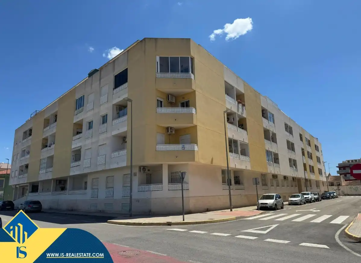 Vista exterior de Apartament en venda en Almoradí amb Aire condicionat, Calefacció i Terrassa
