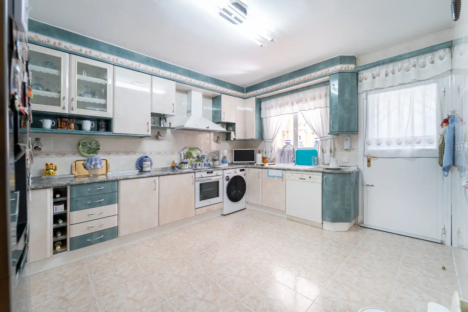 Cocina de Casa o chalet en venta en El Álamo con Aire acondicionado, Calefacción y Jardín privado