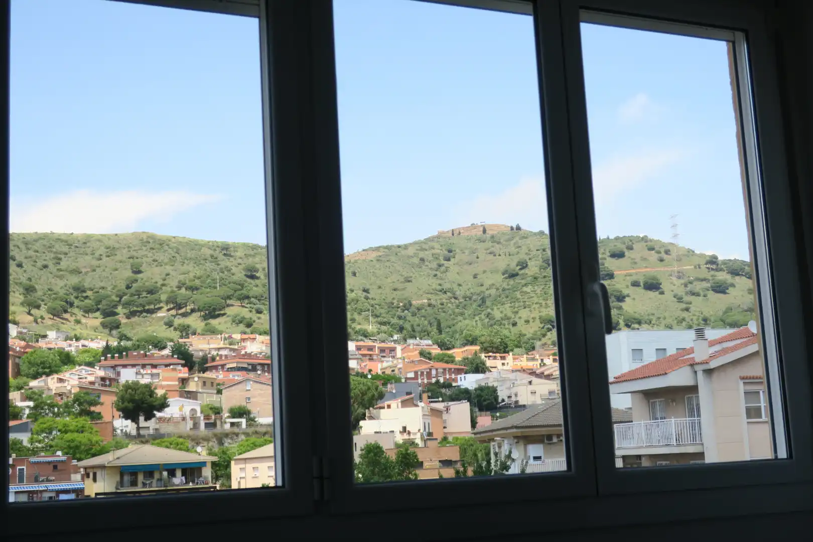 Habitación de Ático en venta en Santa Coloma de Gramenet con Aire acondicionado, Calefacción y Terraza