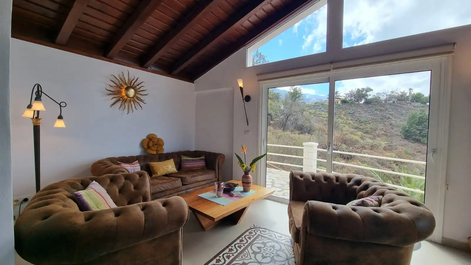 Sala d'estar de Casa o xalet en venda en El Paso amb Aire condicionat, Calefacció i Jardí privat