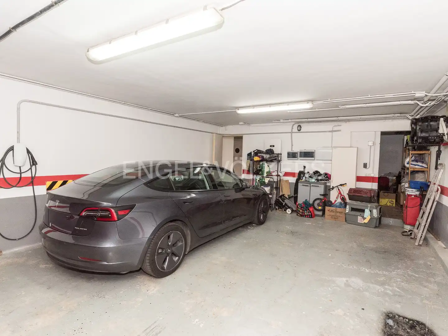 Parking of Houses for rent in Castelldefels  with Air Conditioner, Heating and Private garden