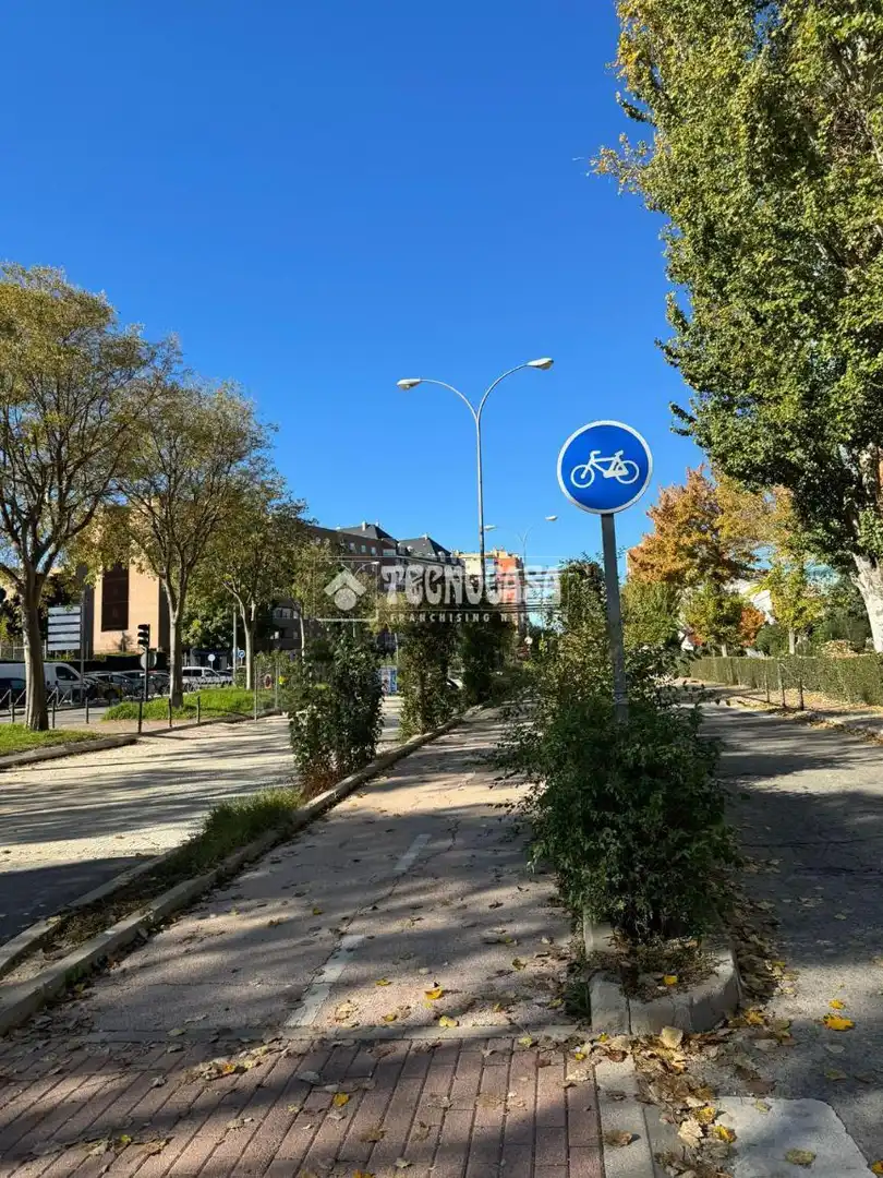 Vista exterior de Garaje en venta en Fuenlabrada