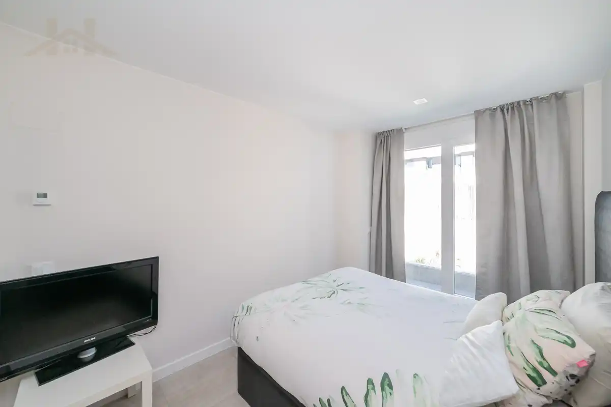 Casa adosada en venta en Avenida de la Armada Española, Cortijo Sur
