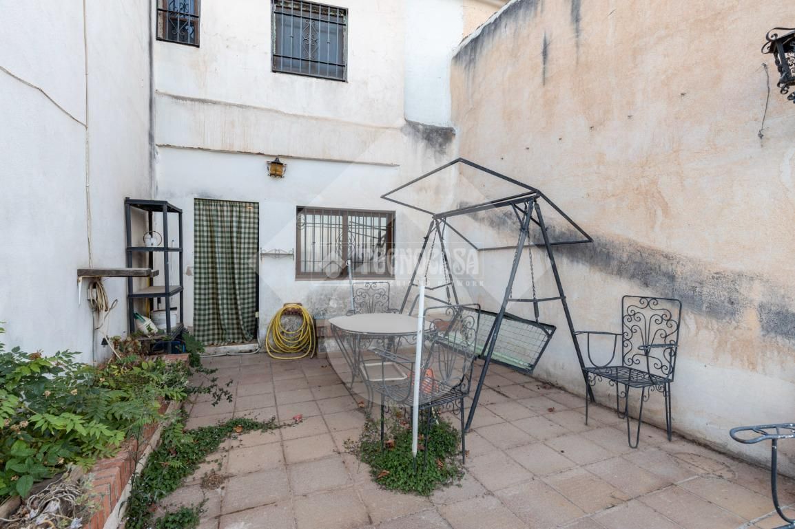 Jardí de Casa adosada en venda en Nívar amb Terrassa