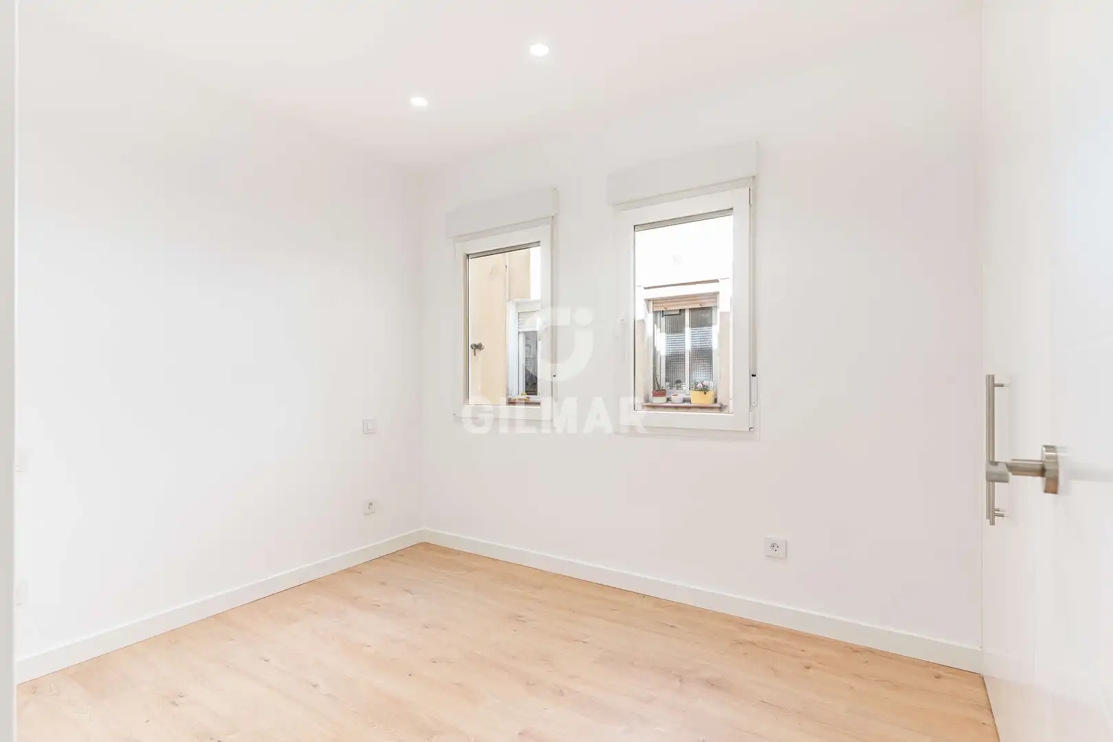 Bedroom of Flat for sale in Madrid  with Heating