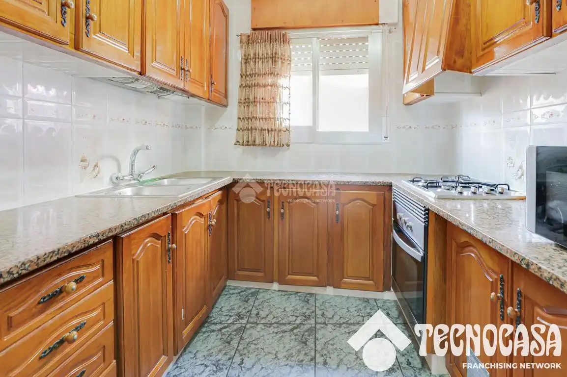 Kitchen of Flat for sale in Mataró