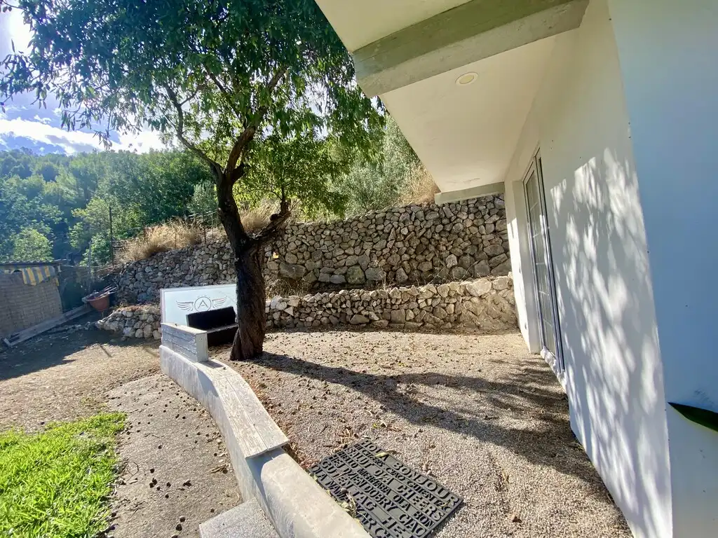 Vista exterior de Finca rústica en venda en Andratx amb Aire condicionat, Jardí privat i Terrassa