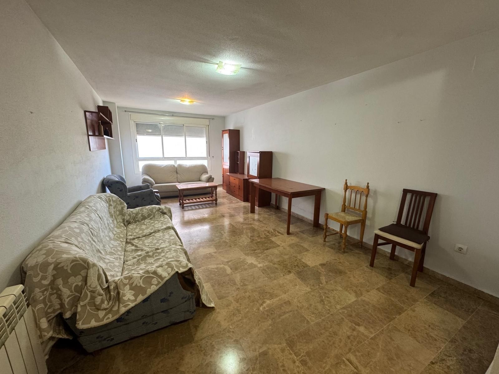 Sala d'estar de Dúplex en venda en Ciudad Real Capital amb Calefacció i Terrassa