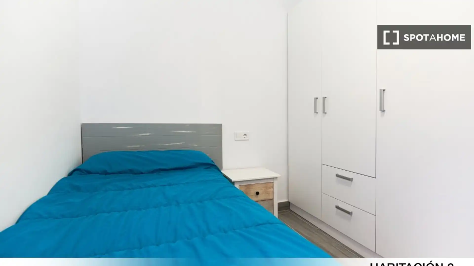 Habitación de Piso para compartir en  Sevilla Capital con Aire acondicionado, Terraza y Amueblado