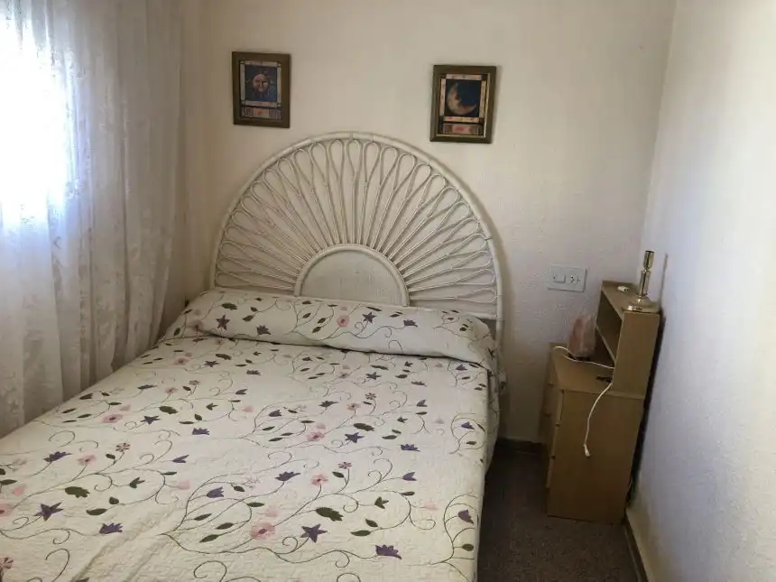 Schlafzimmer von Wohnungen zur Miete in Santa Pola mit Privatgarten, Terrasse und Möbliert