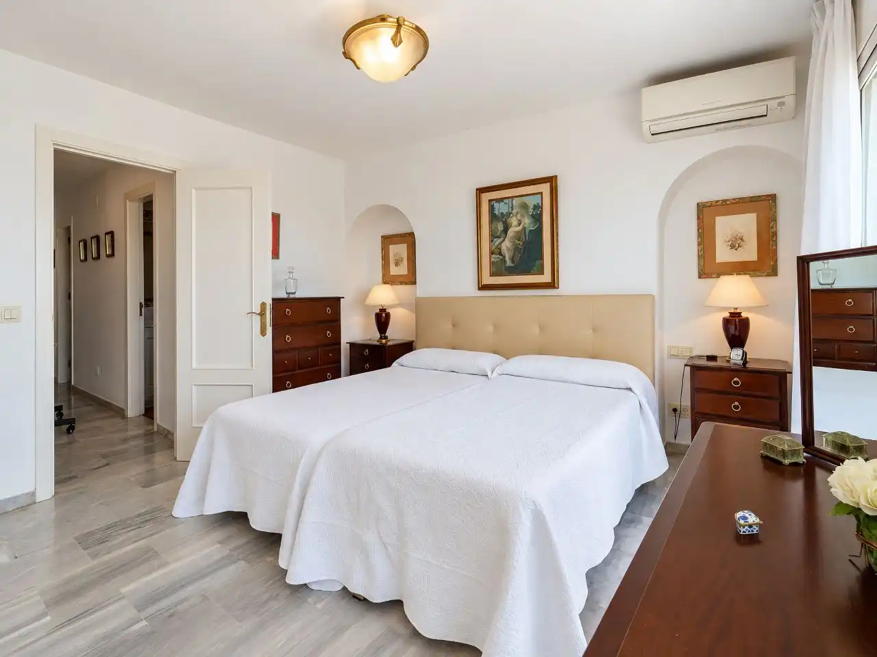 Dormitori de Casa o xalet en venda en Marbella Centro