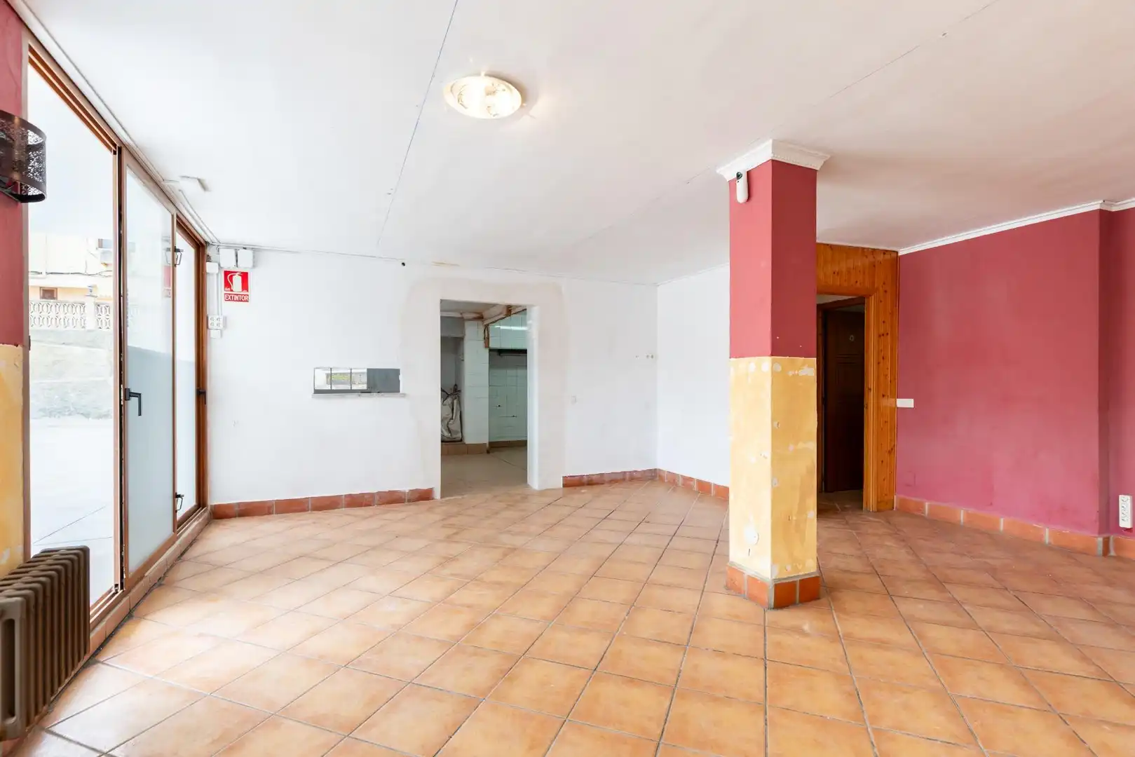 Geschaftsraum zur Miete in Calvià mit Klimaanlage und Terrasse