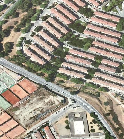 Foto 2 de Piso en venta en Avenida Primer de Maig, 14 Casa Numero 90, Planta , Pomar, Badalona