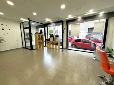 Local comercial en venda a Calle Rambla de Francesc Macià