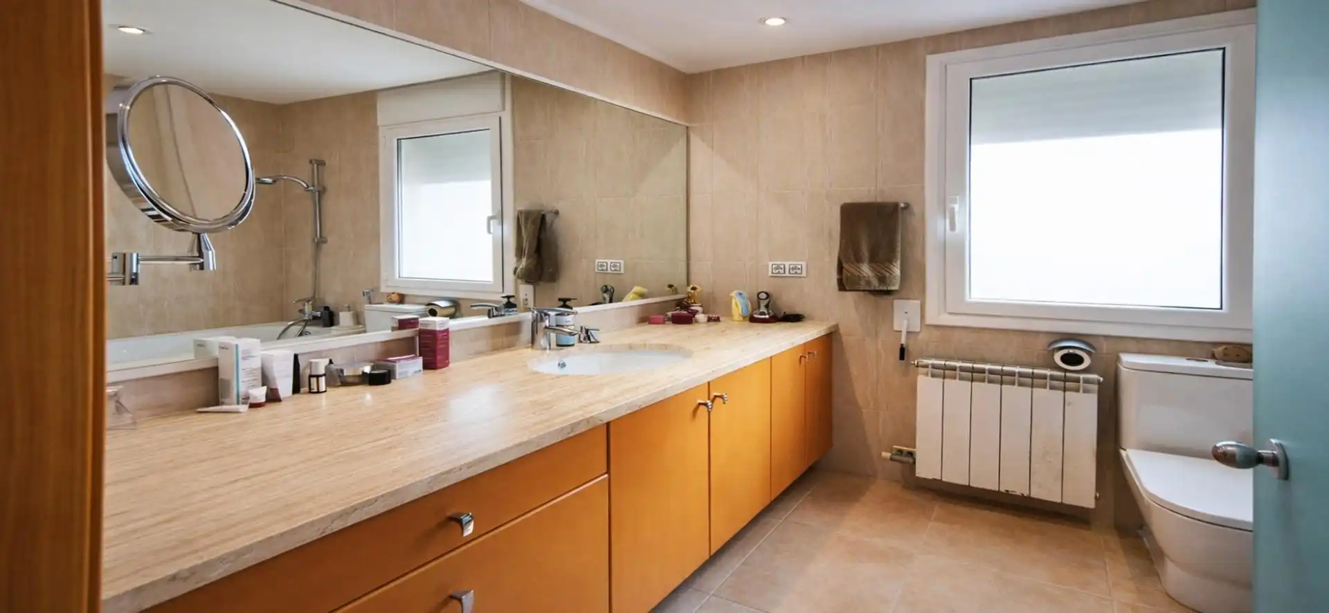 Baño de Edificio en venta en Argentona