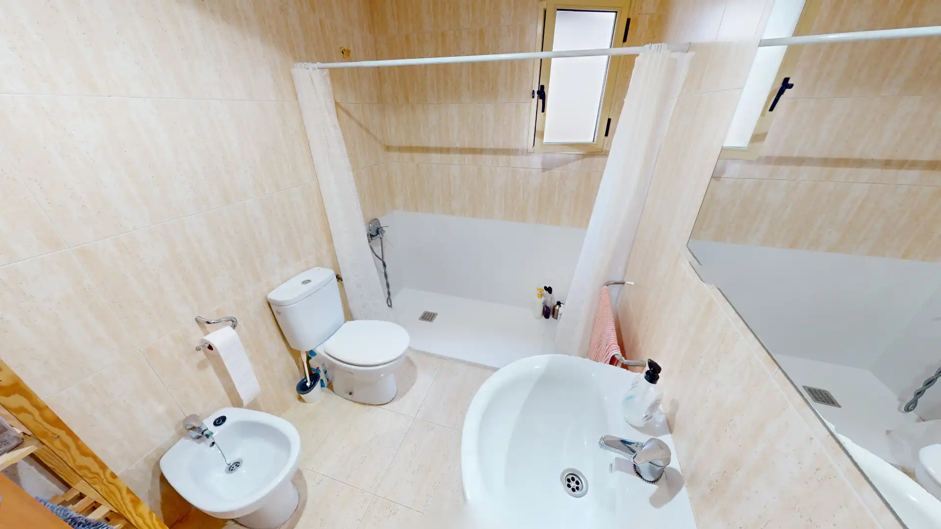 Bathroom of Detached homes for sale in El Campello  with Air Conditioner, Private garden and Terrace