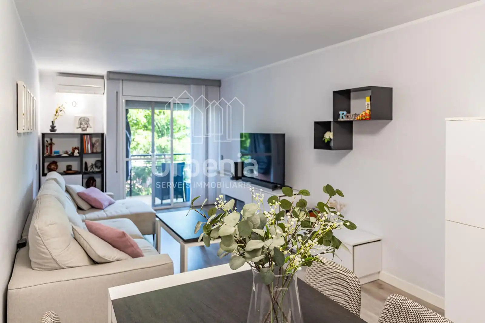 Sala de estar de Piso en venta en Sant Adrià de Besòs con Aire acondicionado, Calefacción y Terraza