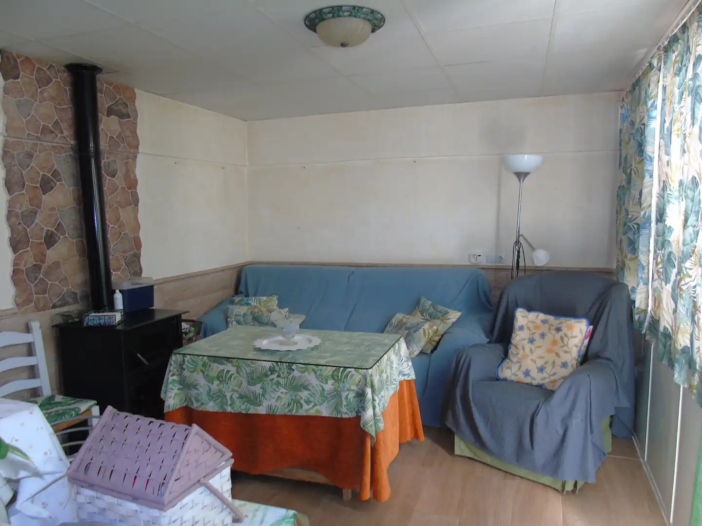 Living room of Detached homes for sale in Ceutí  with Air Conditioner, Storage room and Oven