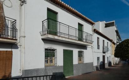 Vista exterior de Casa o xalet en venda en Armilla amb Aire condicionat, Moblat i Balcó