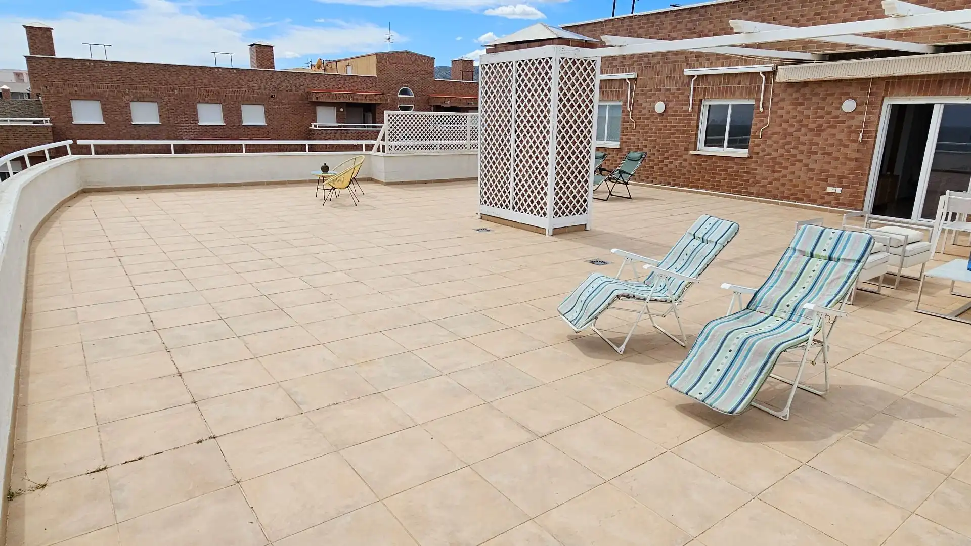 Apartamento con piscina en venta en amplaries, imagen 9