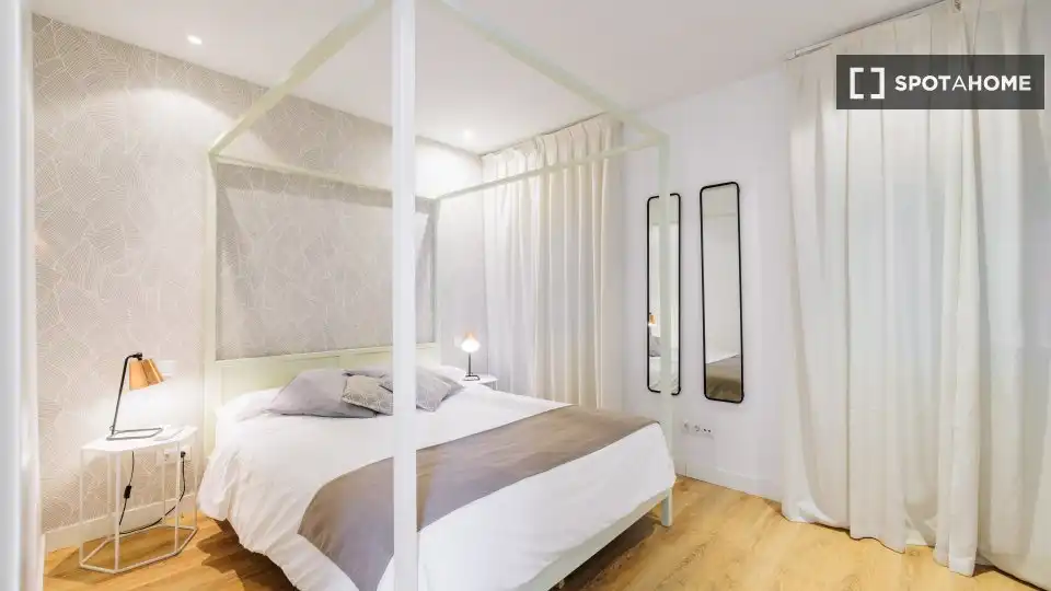 Appartamento con terrazza in affitto a Centro, imagen 18