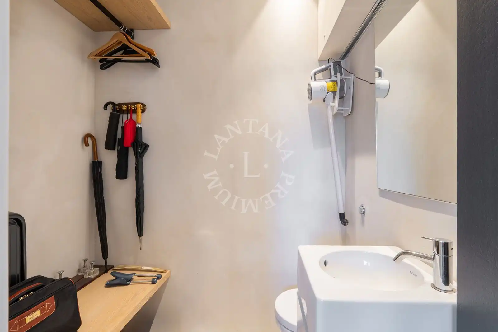Baño de Casa o chalet en venta en Barcelona con Calefacción y Terraza