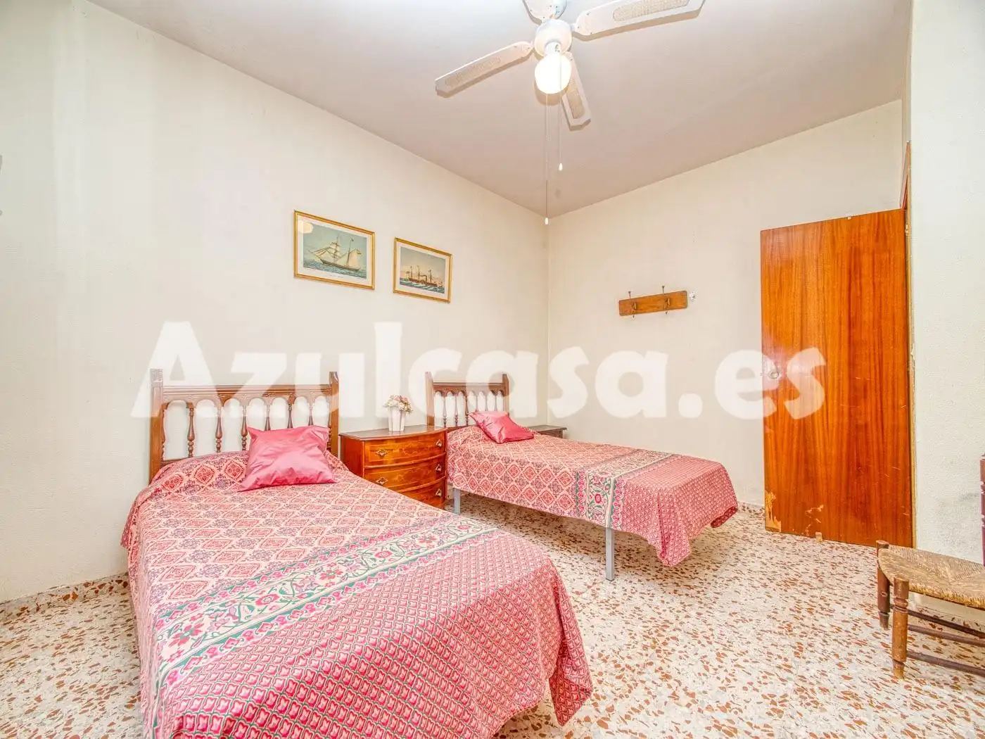 Dormitori de Casa o xalet en venda en Cartagena amb Jardí privat, Terrassa i Traster