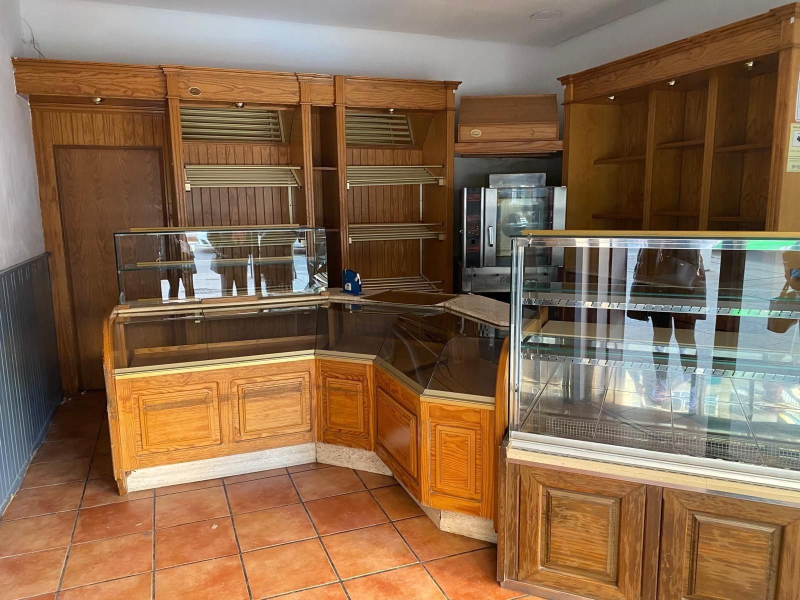 Local de alquiler en  Granada Capital