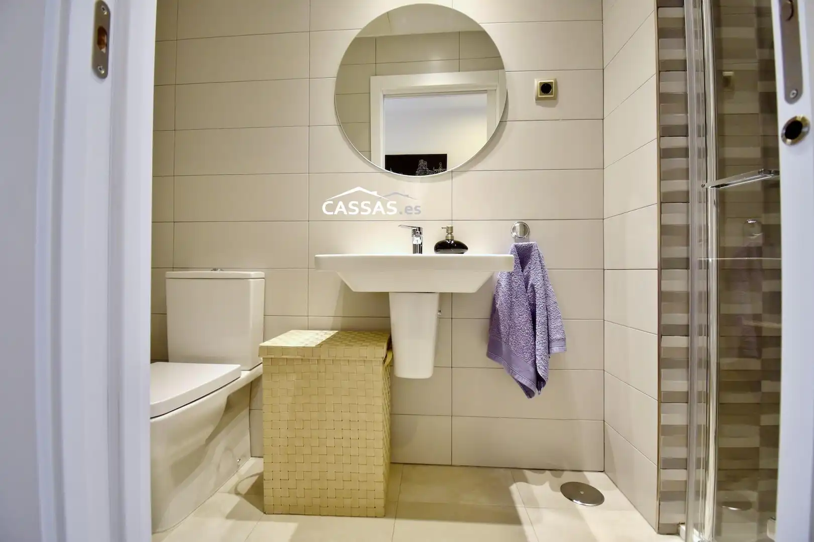 Bathroom of Flat for sale in Torrejón de Ardoz  with Air Conditioner and Heating