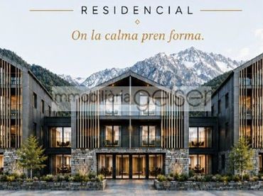 Pis amb jardí en venda a Carrer de la Plana dels Camps
