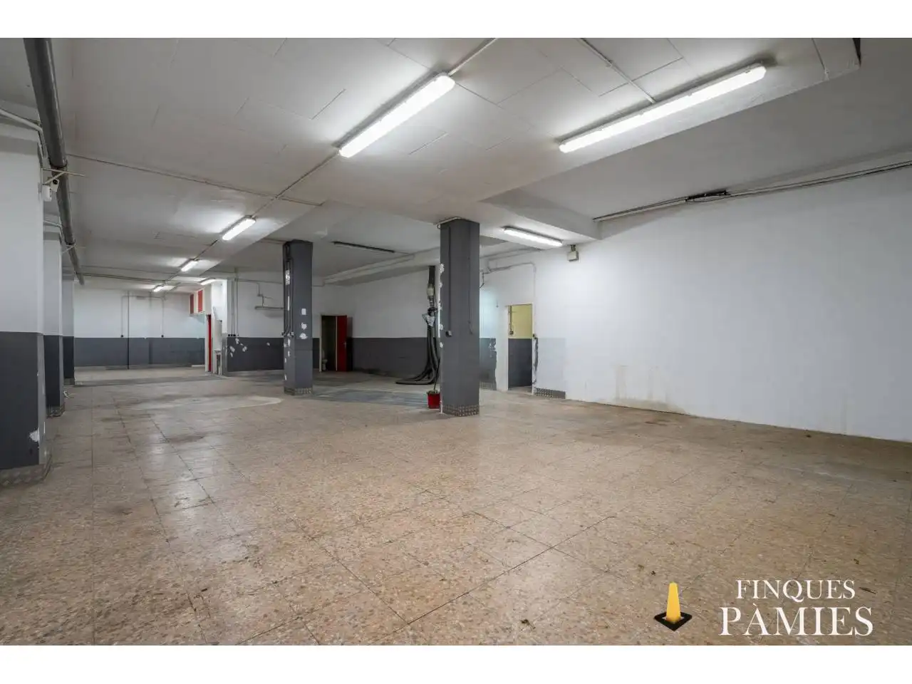 Local en venta en Reus con Alarma