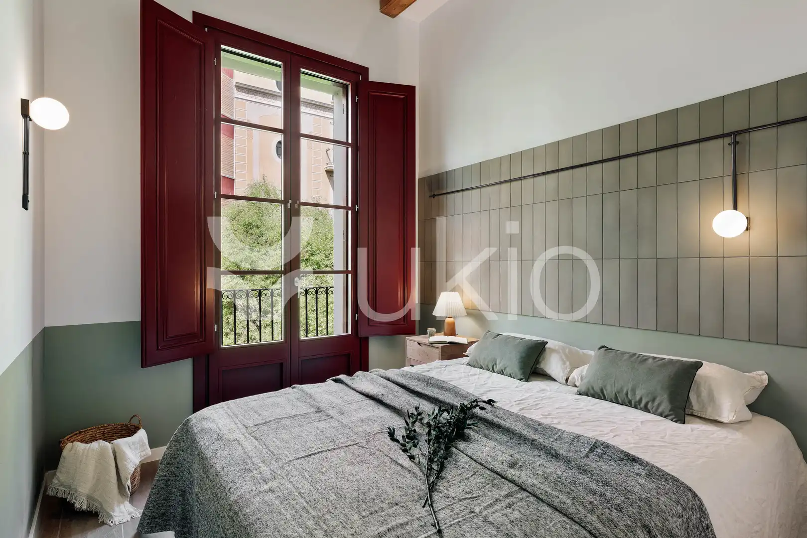 Apartamento con terraza en alquiler en Carrer de Floridablanca, imagen 16
