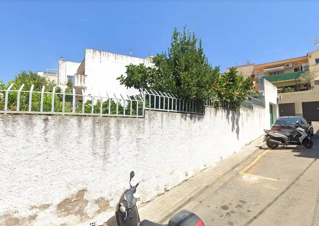 Terreny residencial en venda a Les Roquetes, imagen 2