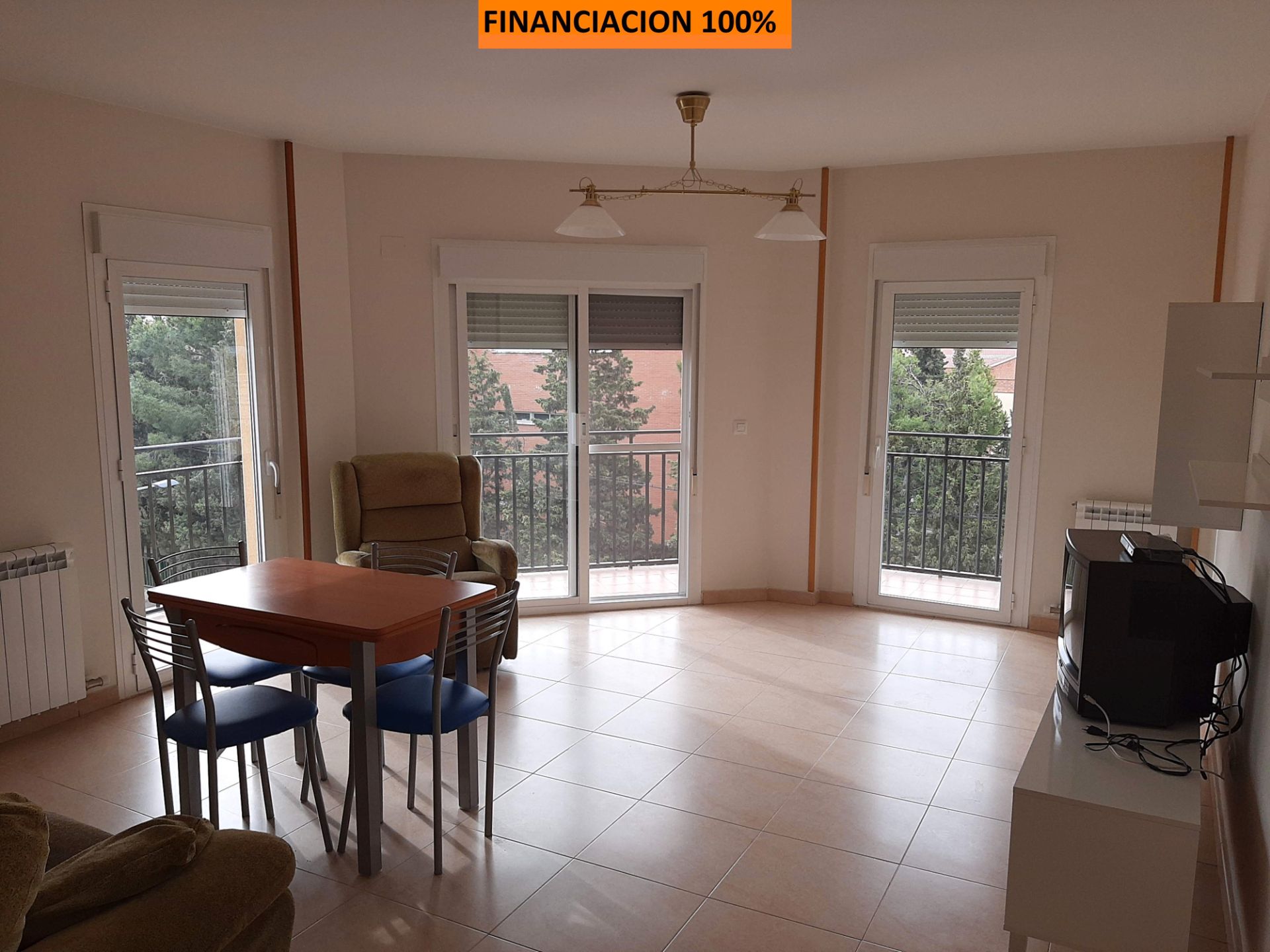 Sala d'estar de Pis en venda en Tauste amb Aire condicionat, Calefacció i Terrassa
