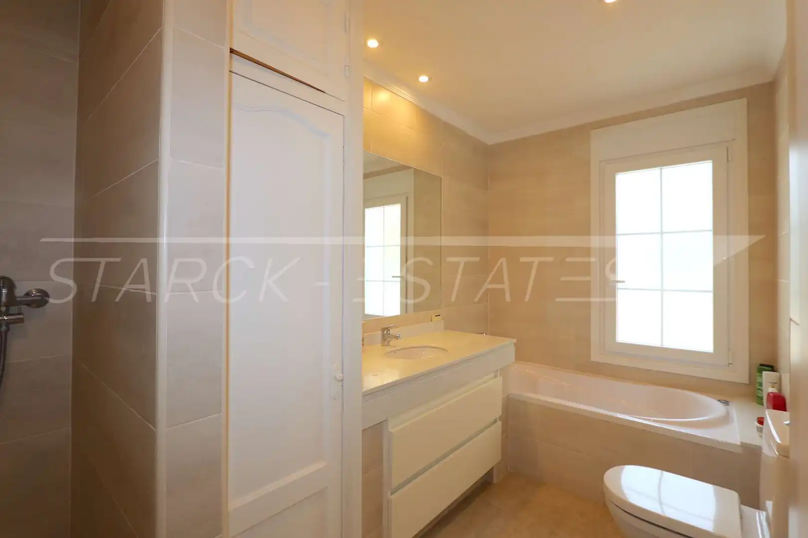Badezimmer von Residential zum Verkauf in La Vall d'Ebo