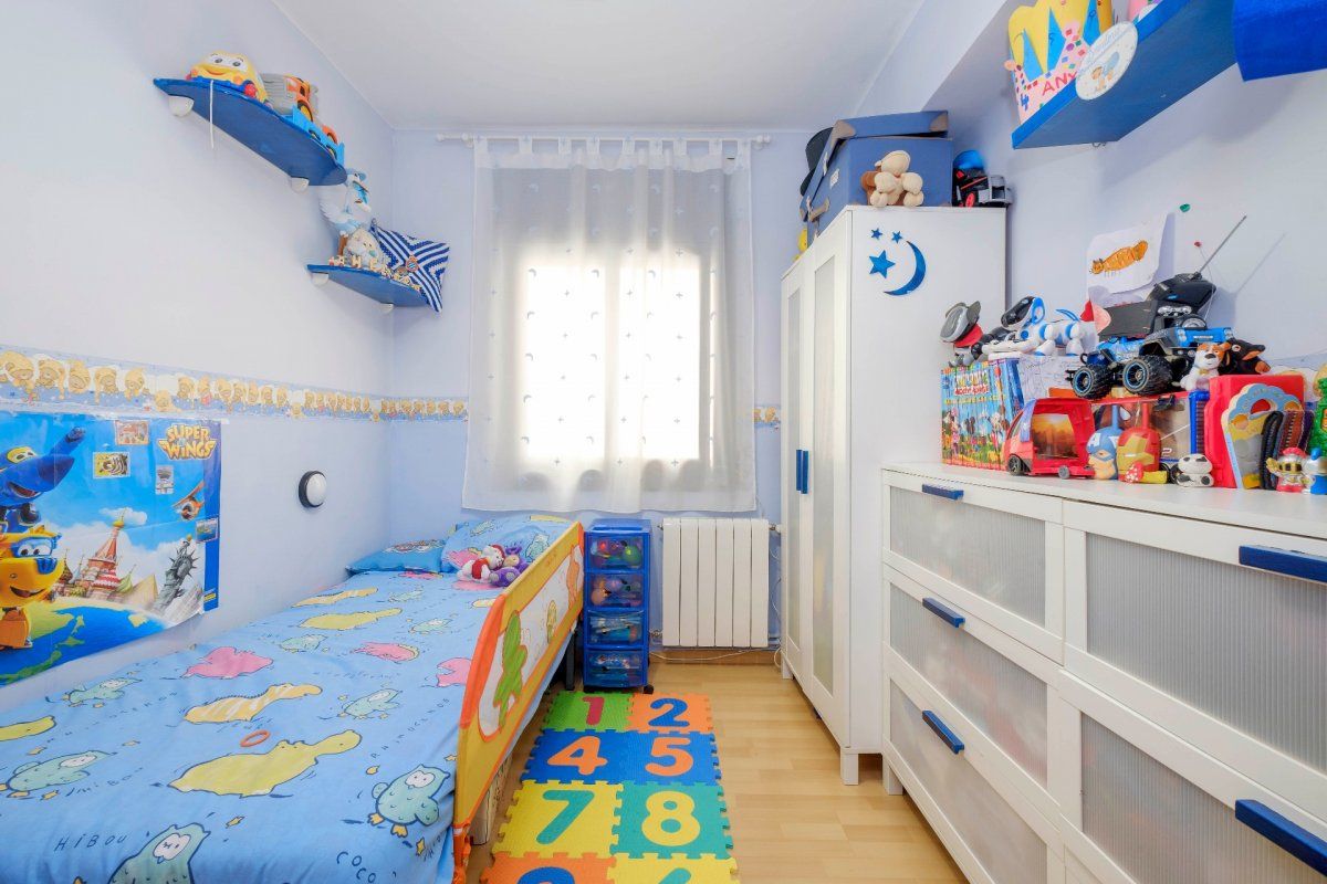 Bedroom of Flat for sale in Viladecans  with Air Conditioner, Heating and Parquet flooring
