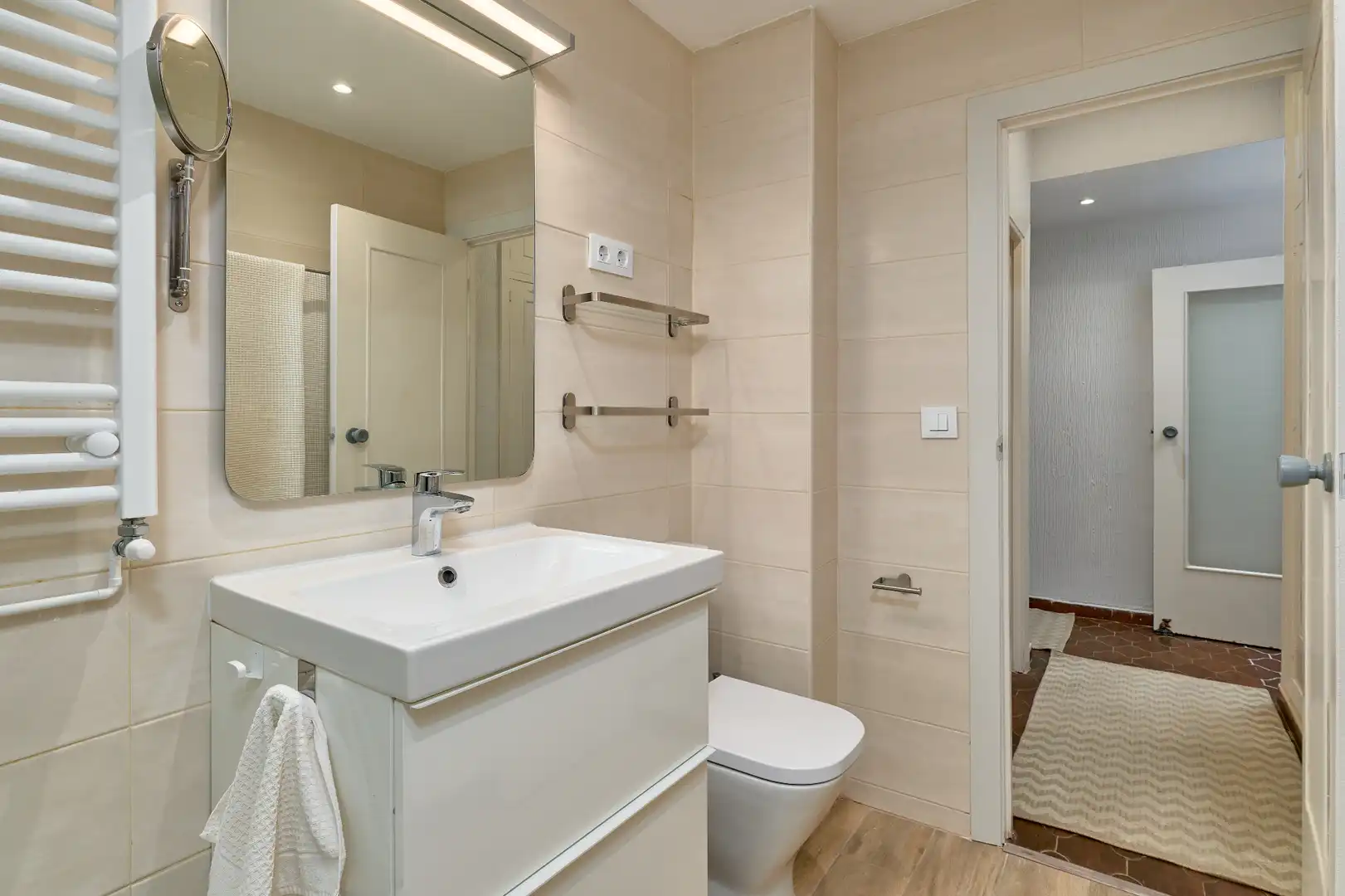 Badezimmer von Wohnung zum Verkauf in Collado Mediano mit Heizung, Terrasse und Abstellraum