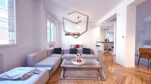 Foto 2 de Piso de alquiler en Miguel Moya, Universidad - Malasaña,  Madrid Capital