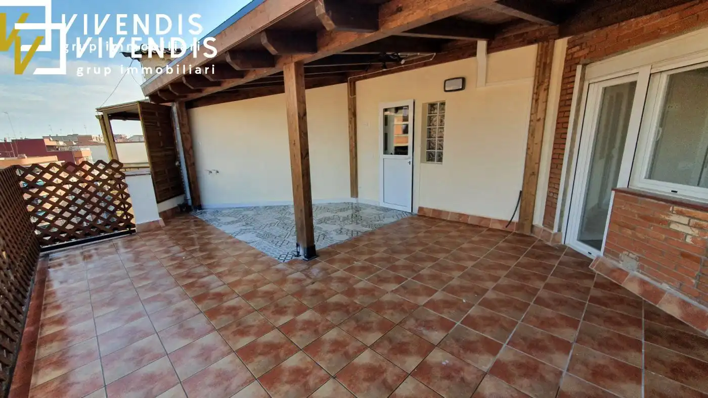 Terrace of Attic for rent in Lleida  with Air Conditioner, Heating and Parquet flooring