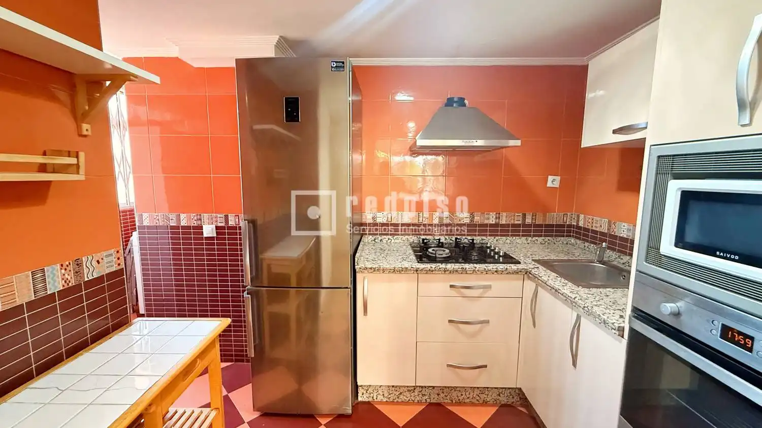 Cuina de Pis en venda en Málaga amb Calefacció, Terrassa i Moblat