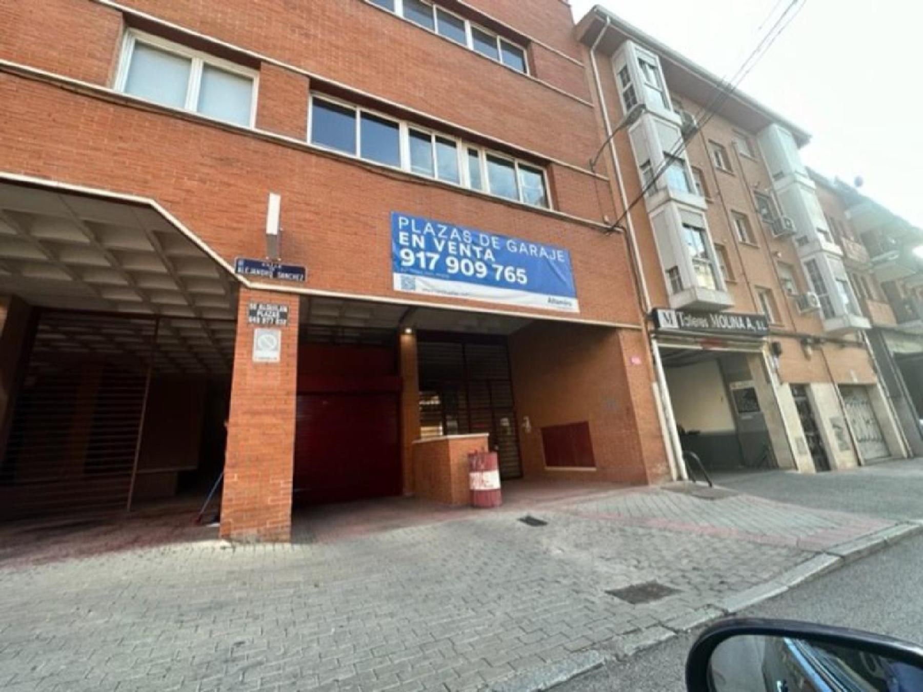 Exterior view of Garage for sale in  Madrid Capital