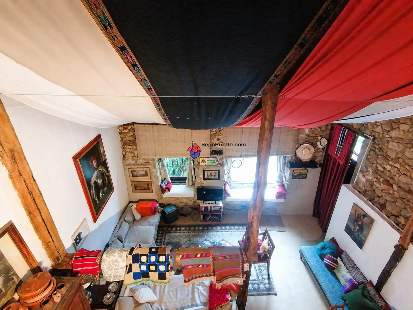 Sala d'estar de Casa o xalet en venda en Torrecaballeros amb Calefacció