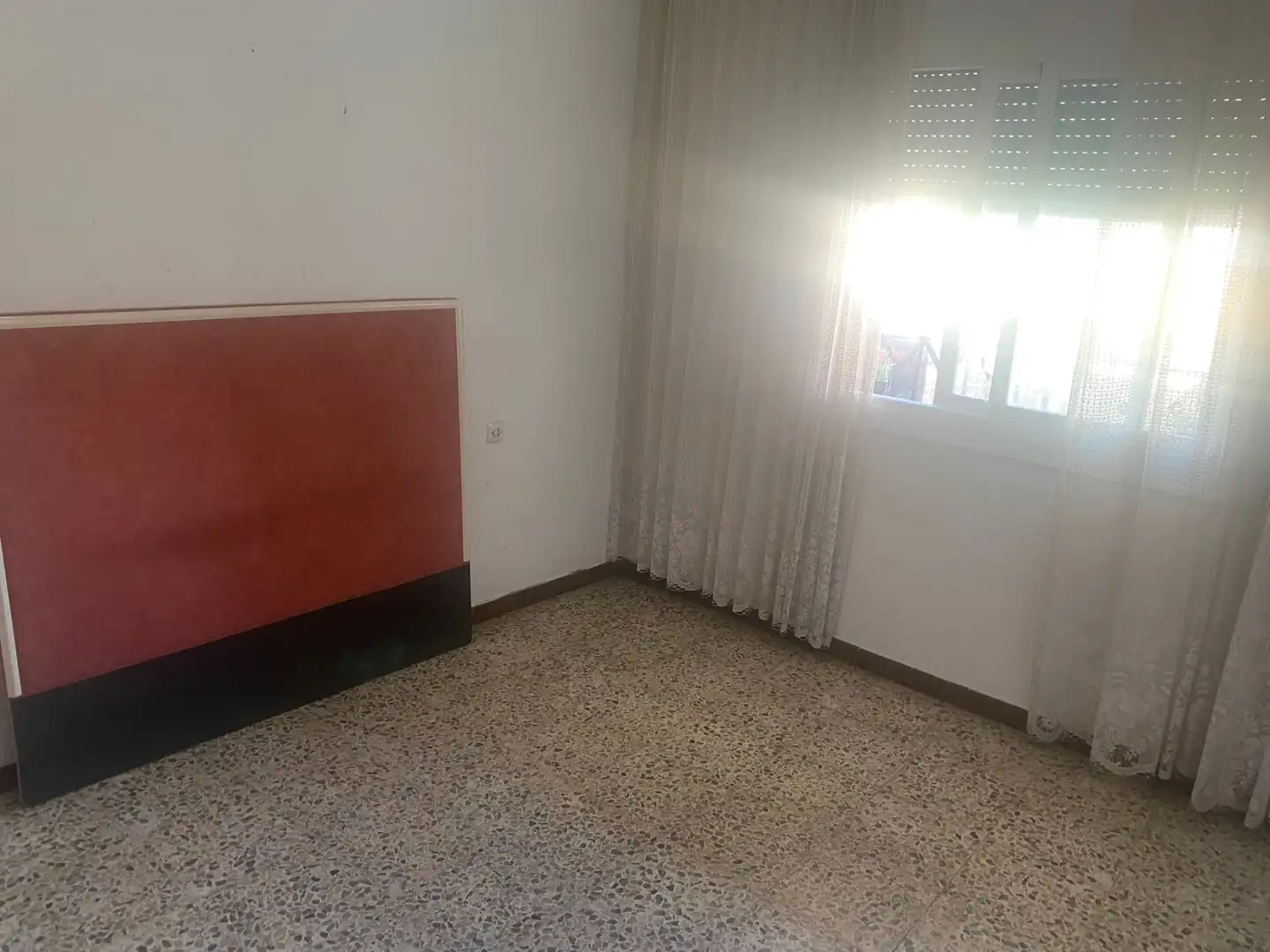 Dormitori de Pis en venda en Cubelles amb Balcó