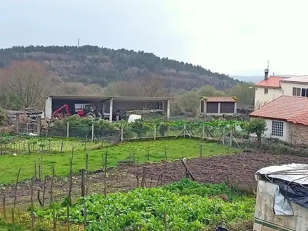 Terreno en venta en A Peroxa 